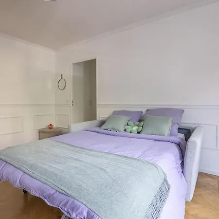 The Smile House // Apartment Bussy-Saint-Georges